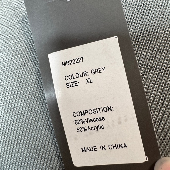 Wool City Sleeveless Button-Down Duster Grey - Picture 6 of 12